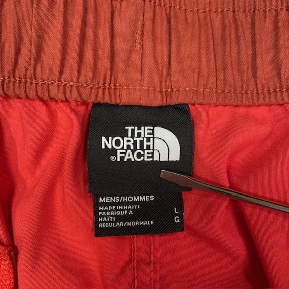 The North Face Mens Class V Water Shorts Red Rust Elastic Waist Size Large L